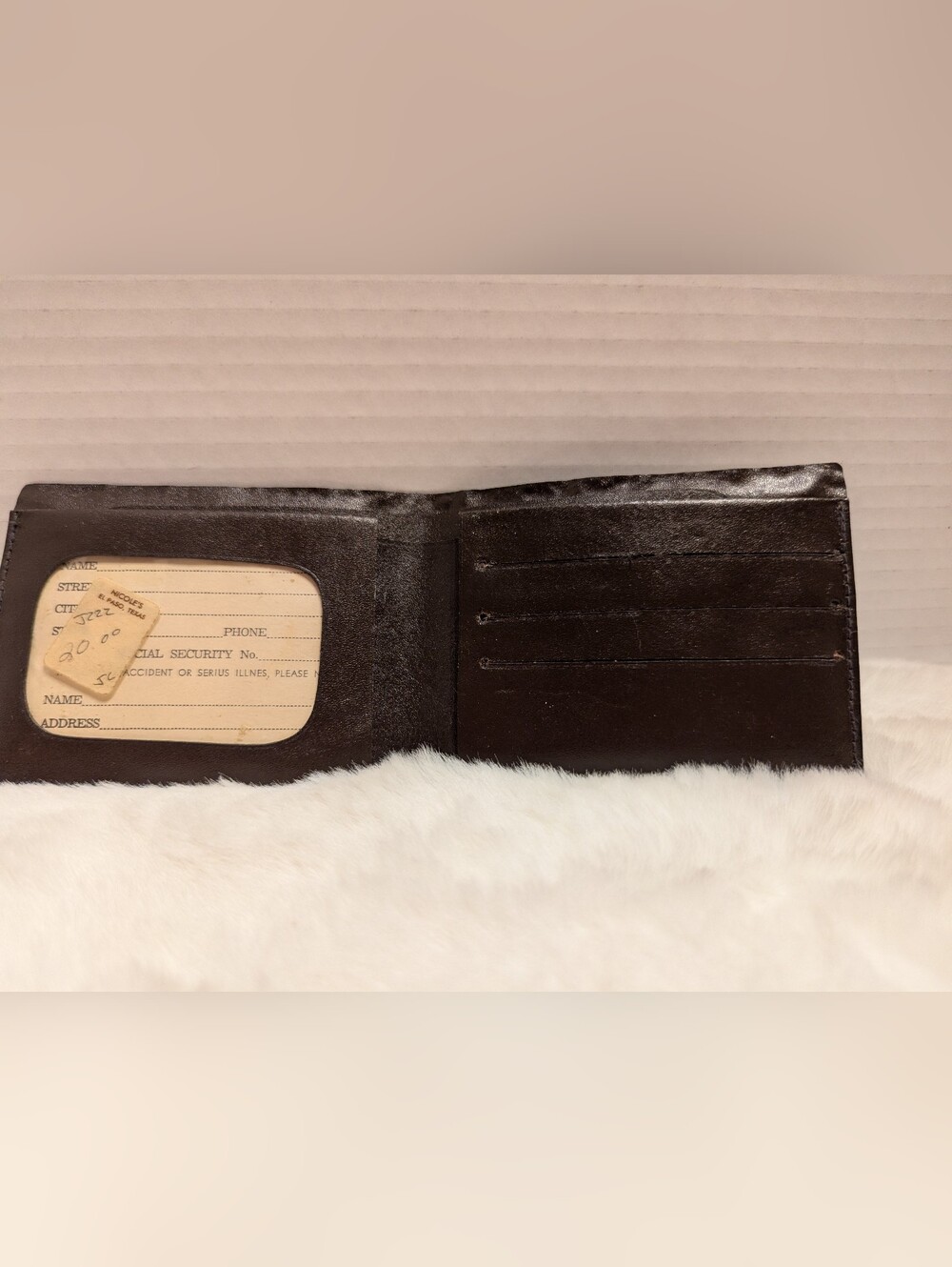 Vintage Textured Leather Bi-Fold Wallet